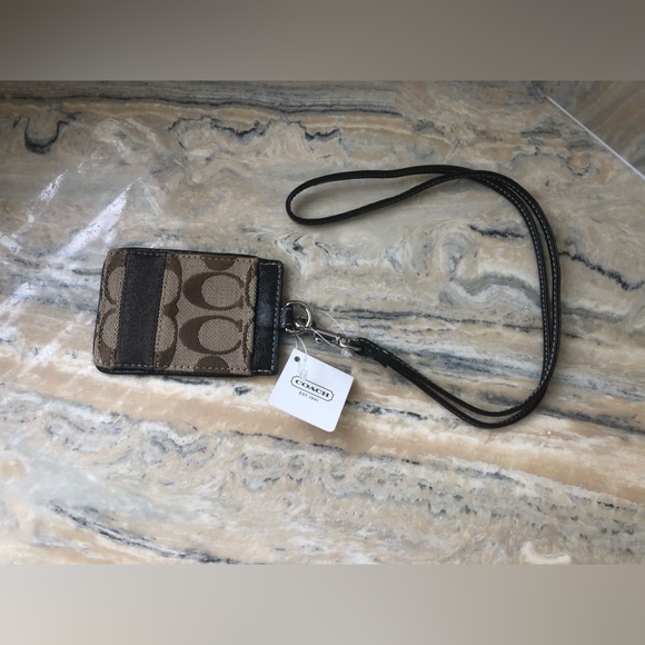 NWT Coach Id Lanyard In Signature Canvas mahogany leather trim - Picture 1 of 3